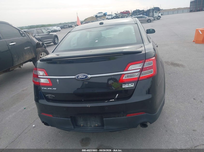 AtlanticExpress - Ford Taurus
