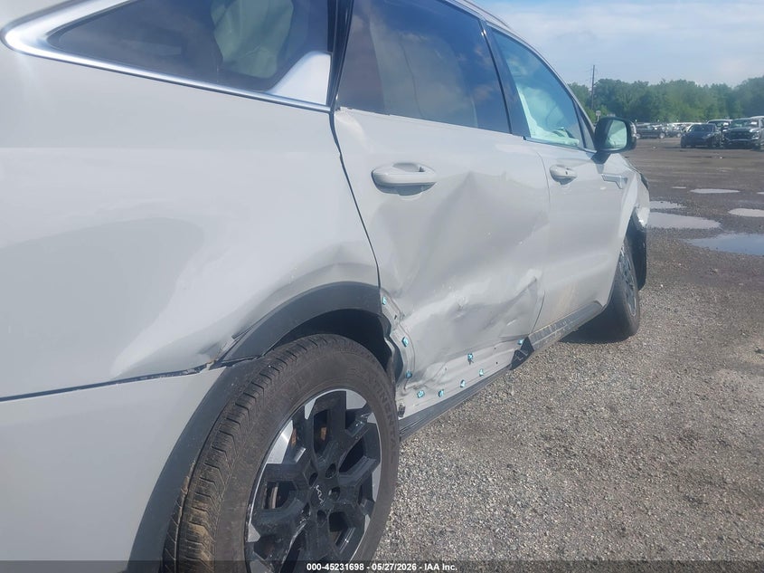 2025 KIA SORENTO auction photo 6