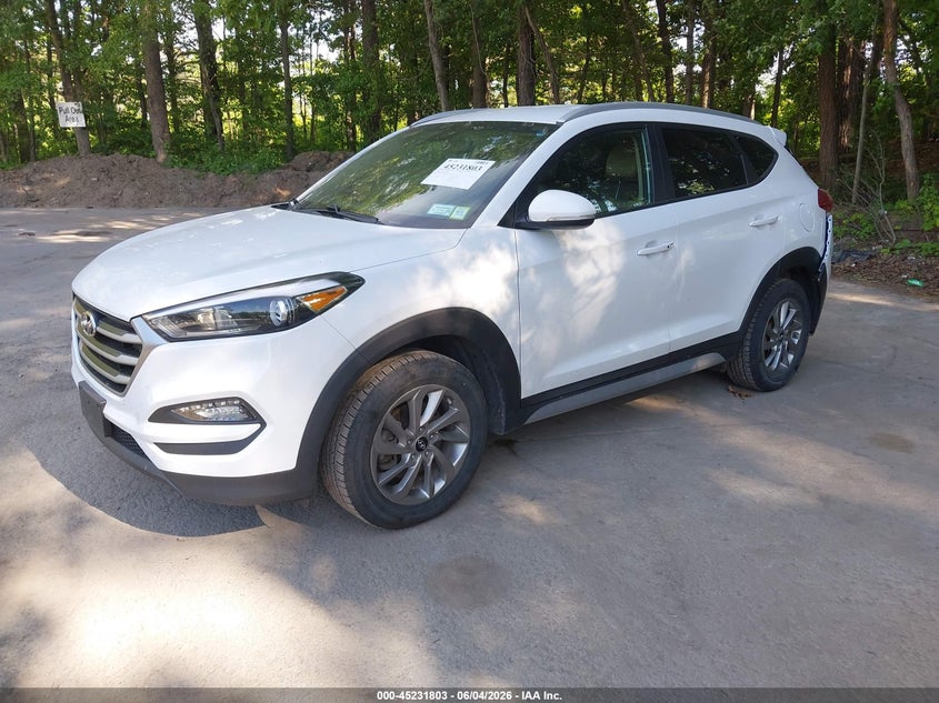 2017 Hyundai Tucson Se Plus KM8J3CA4XHU475430 photo 1