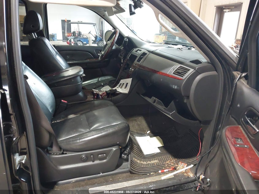 2007 CADILLAC ESCALADE ESV auction photo 5