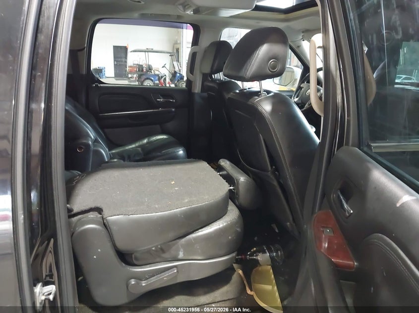 2007 CADILLAC ESCALADE ESV auction photo 8