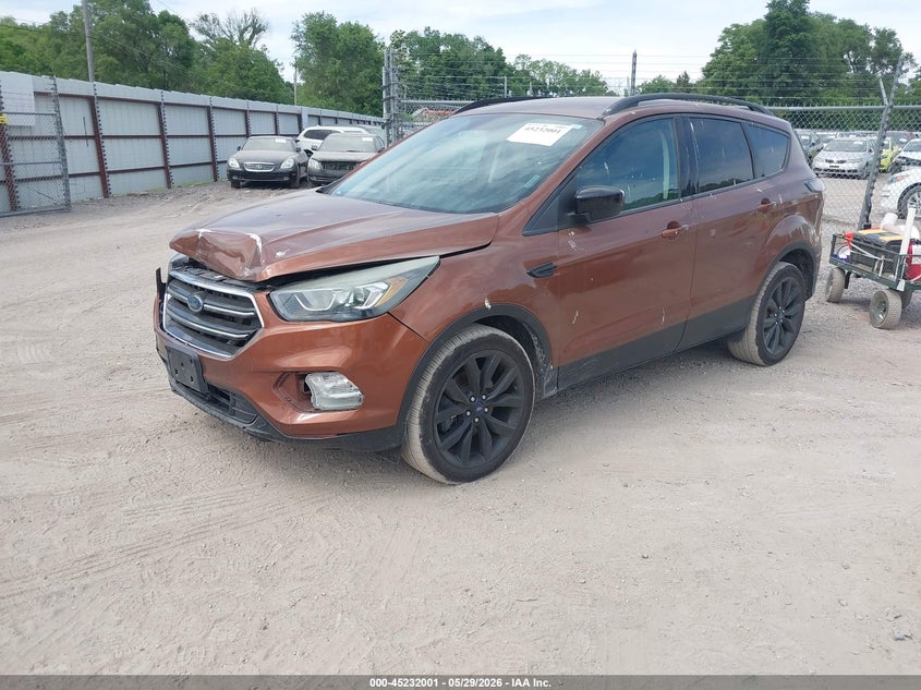2017 FORD ESCAPE auction photo 2