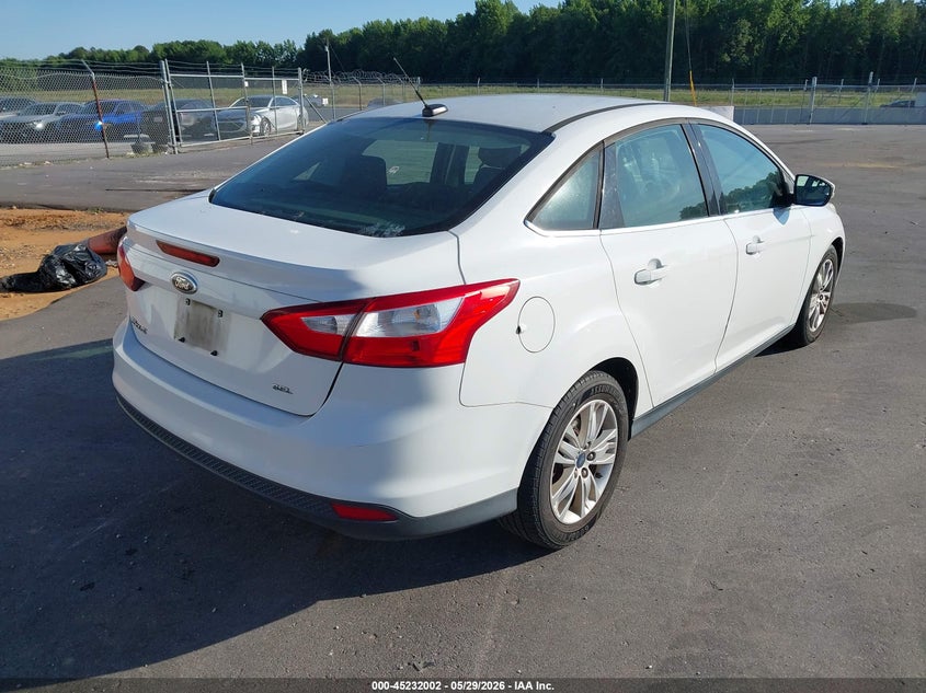 Vin: 1fahp3h26cl349209, lot: 45729793, ford focus sel 20124