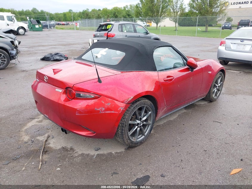 Vin: jm1ndad78h0120437, lot: 45729797, mazda mx-5 miata grand touring 20174