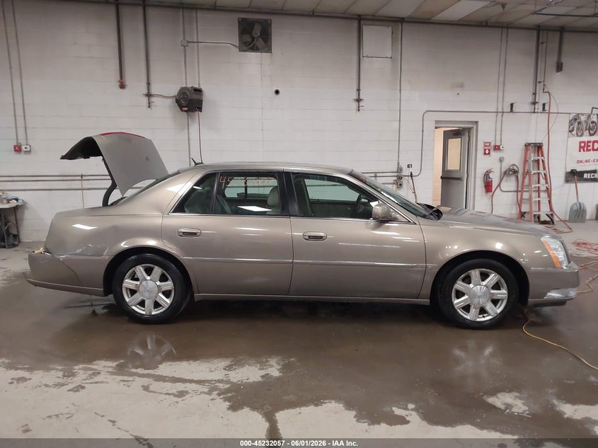 2007 Cadillac Dts Luxury I VIN: 1G6KD57Y07U192242 Lot: 45232057