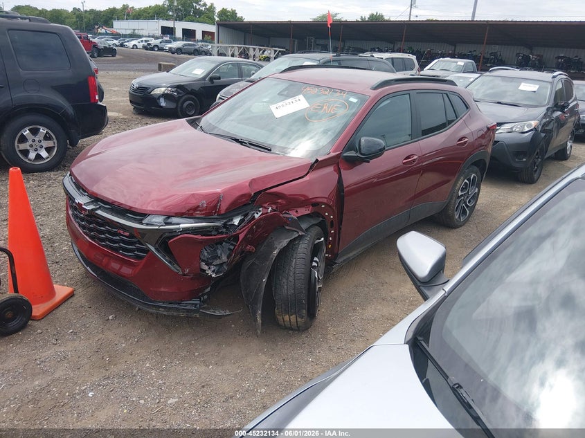 2024 CHEVROLET TRAX auction photo 2