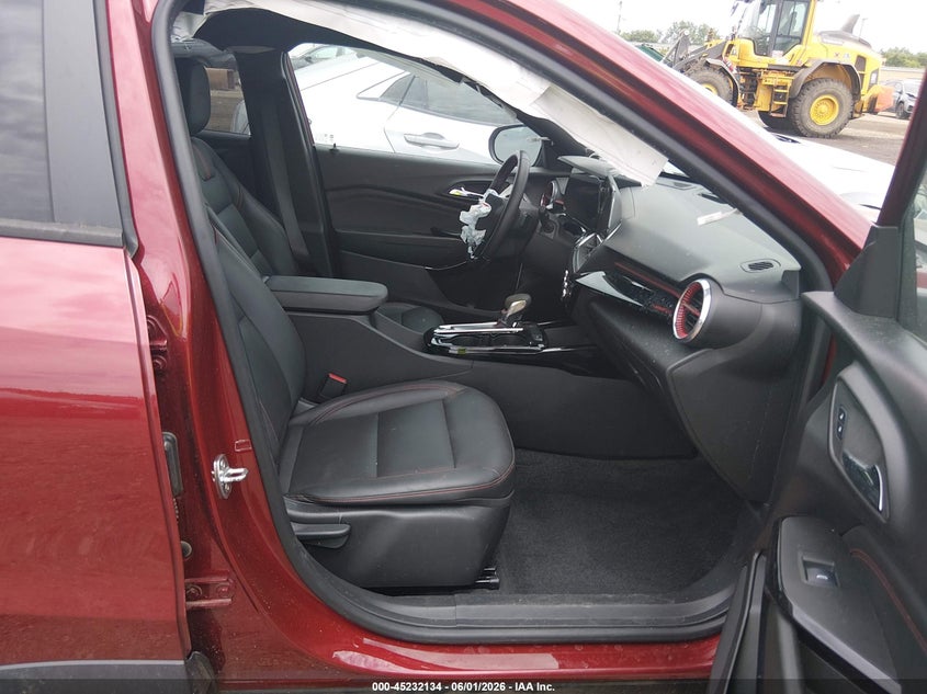 2024 CHEVROLET TRAX auction photo 5