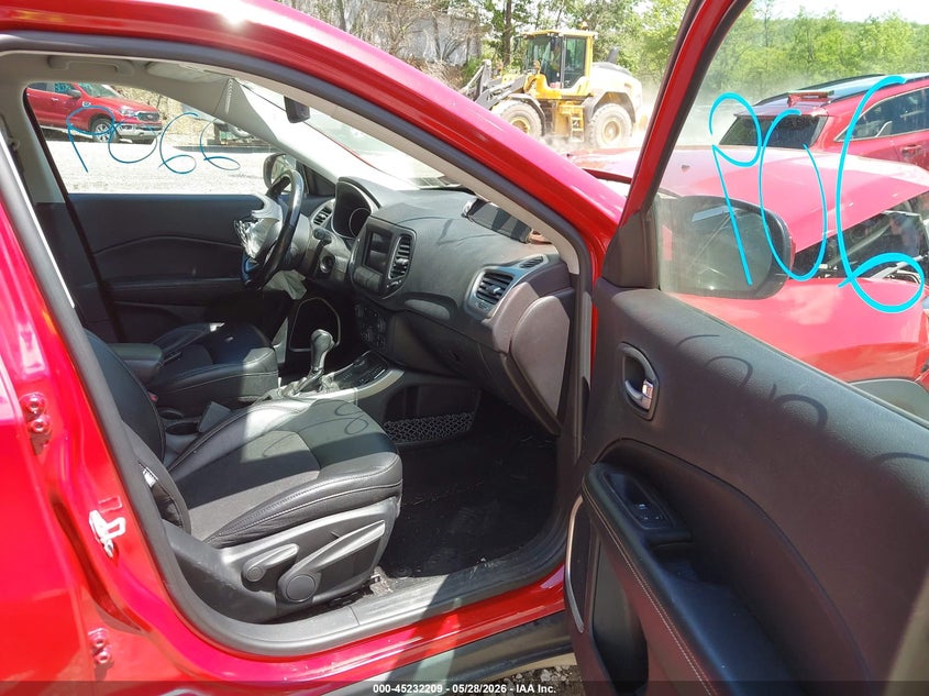 2018 JEEP COMPASS auction photo 5