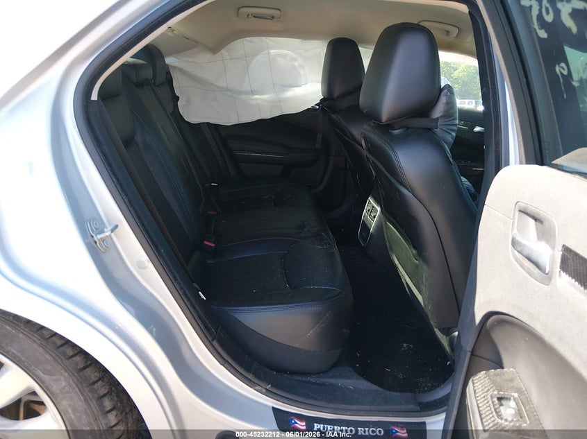 2021 CHRYSLER 300 auction photo 8