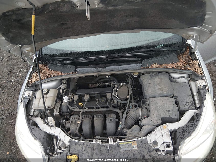 1FAHP3H23CL387948 2012 Ford Focus 2.0 Sel grey