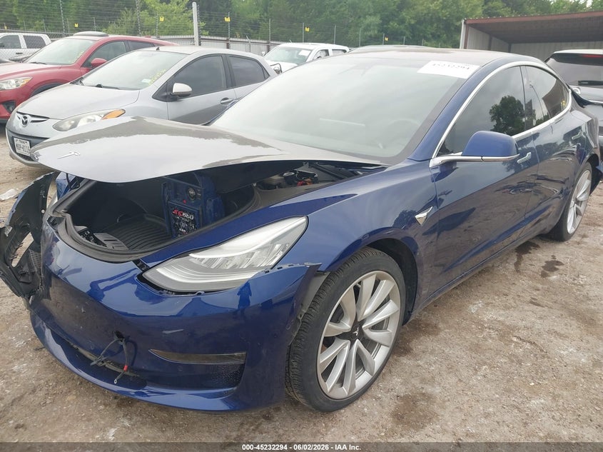Vin: 5yj3e1ea1jf164463, lot: 45730085, tesla model 3 long range/mid range 20182