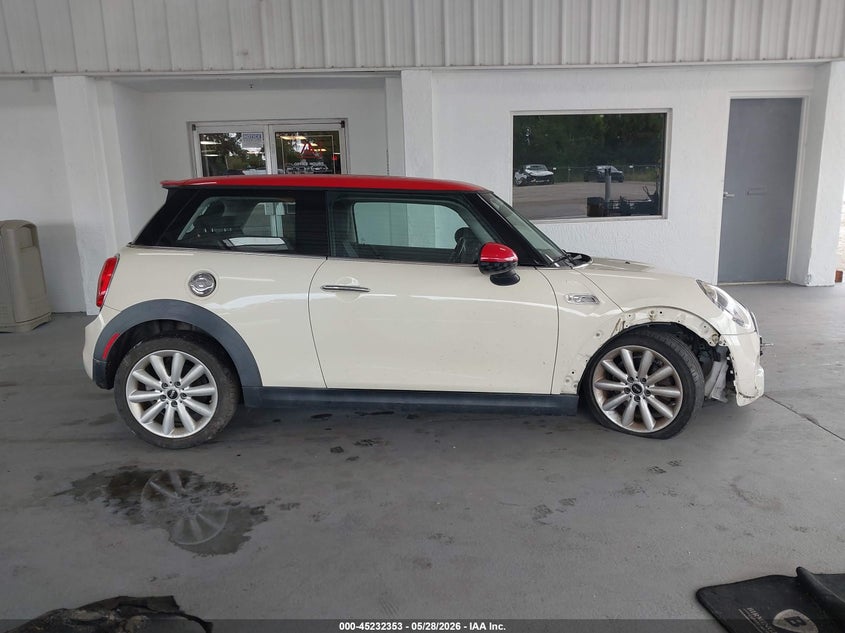 2015 Mini Hardtop Cooper S VIN: WMWXP7C57F2A33746 Lot: 45232353