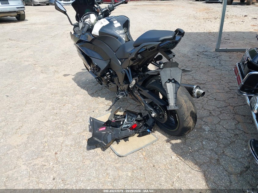 2025 KAWASAKI ZX1100 auction photo 3