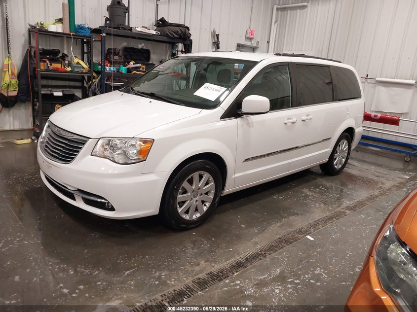 Vin: 2c4rc1bg5fr563087, lot: 45730181, chrysler town & country touring 20152