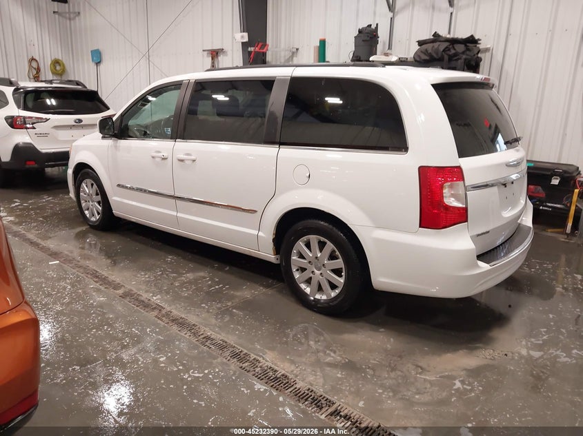 Vin: 2c4rc1bg5fr563087, lot: 45730181, chrysler town & country touring 20153