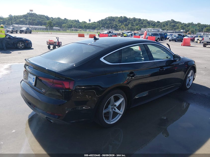 2019 AUDI A5 auction photo 4