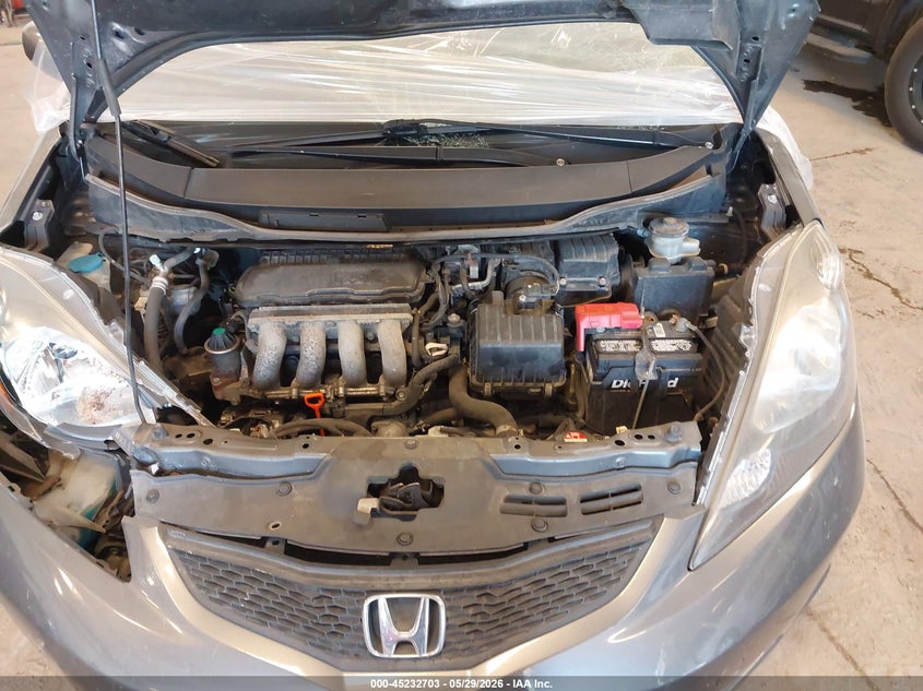 2013 Honda Fit VIN: JHMGE8H38DC005592 Lot: 45232703