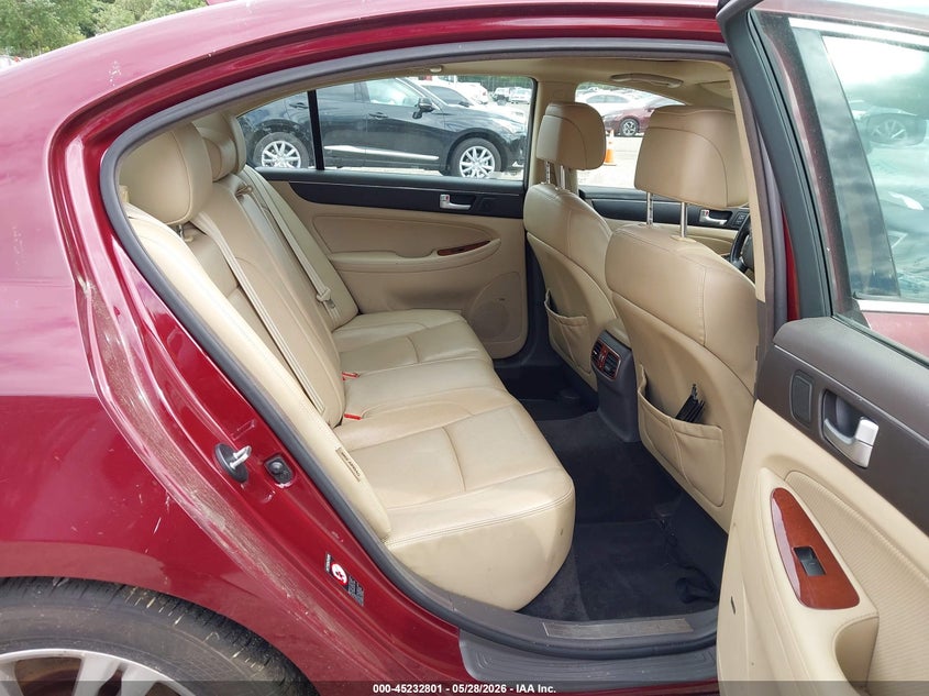2012 HYUNDAI GENESIS auction photo 8