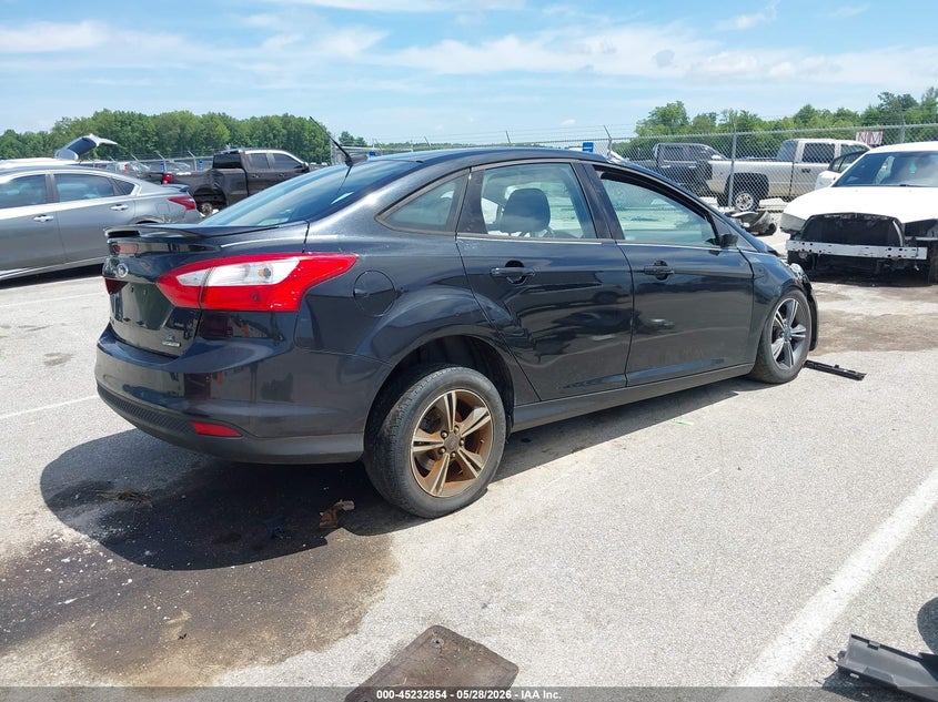 Vin: 1fahp3f25cl444895, lot: 45730645, ford focus se 20124