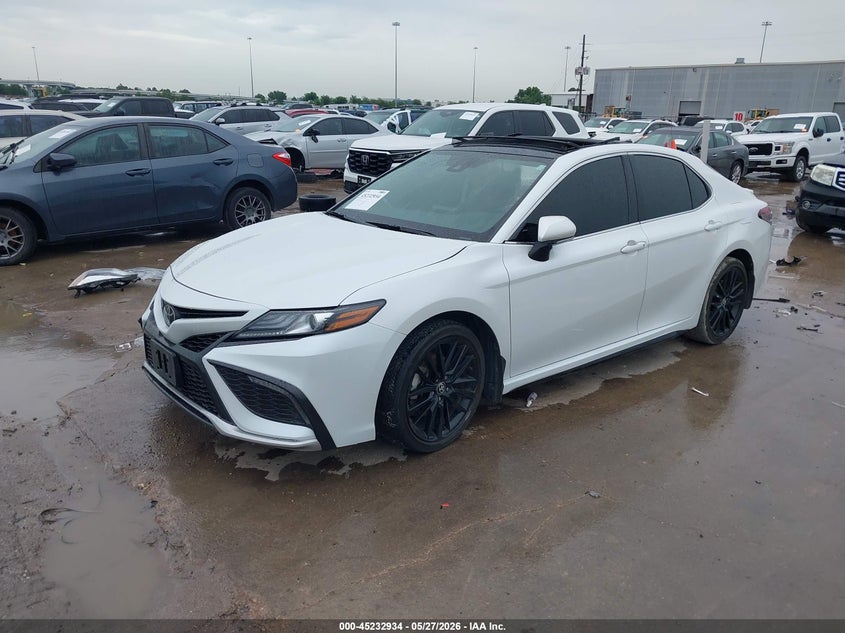 TOYOTA CAMRY - zdjęcie 2