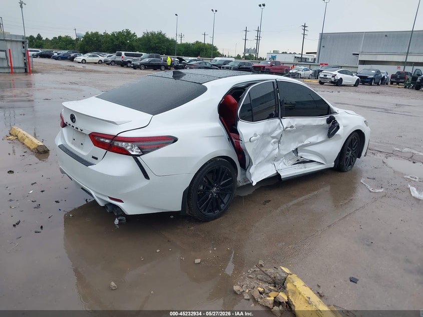TOYOTA CAMRY - zdjęcie 4