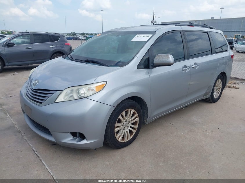 Vin: 5tdyk3dc4fs585447, lot: 45730891, toyota sienna xle 8 passenger 20152
