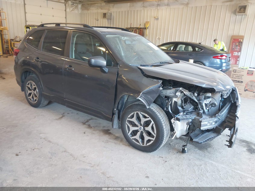 Vin: jf2skajc5mh521399, lot: 45730893, subaru forester premium 2021 img_1