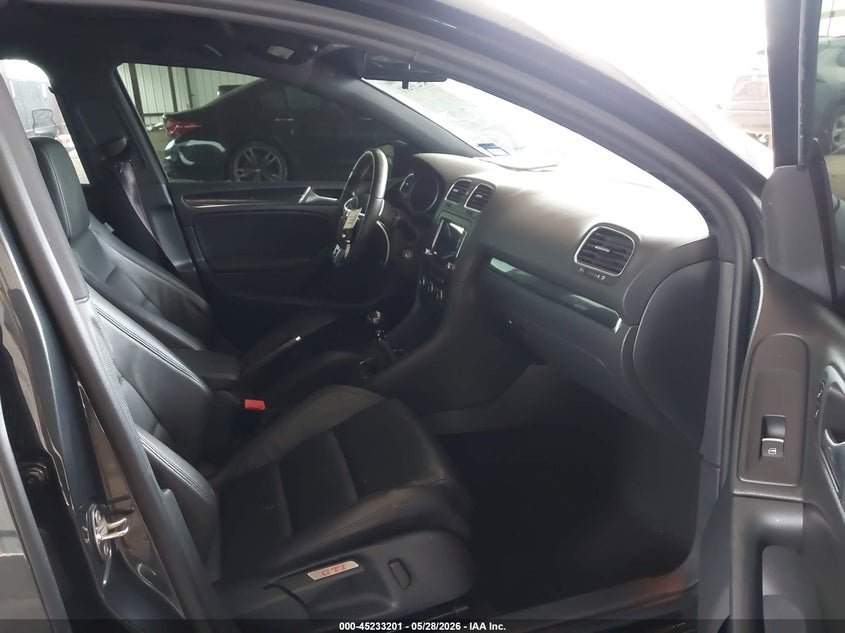 2014 VOLKSWAGEN GTI auction photo 5