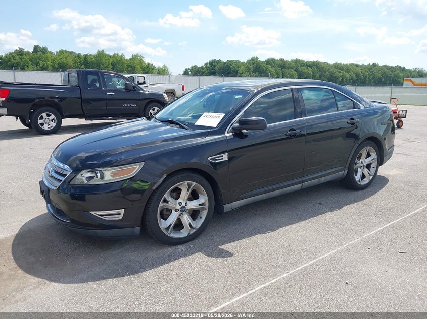 2011 FORD TAURUS auction photo 2