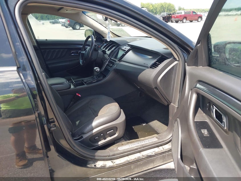 2011 FORD TAURUS auction photo 5