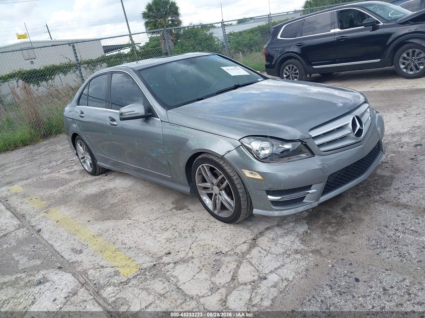 2013 Mercedes-Benz C 250 Sport