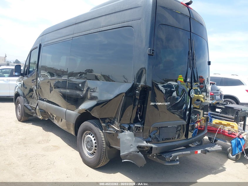 Vin: w1z4kfhy6rp663772, lot: 45731154, mercedes-benz sprinter 2500 standard roof 4-cyl diesel 20243