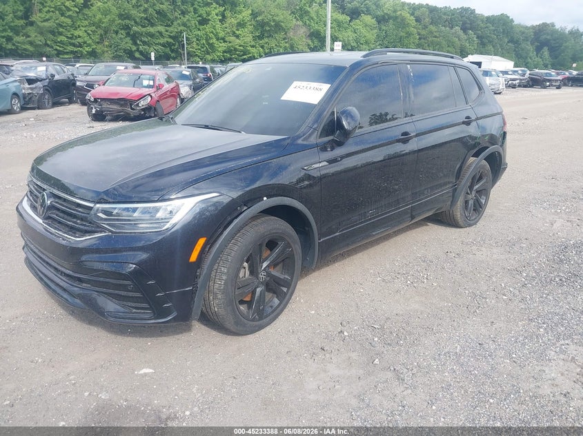 Vin: 3vv8b7ax8rm033017, lot: 45731179, volkswagen tiguan 2.0t se r-line black 20242