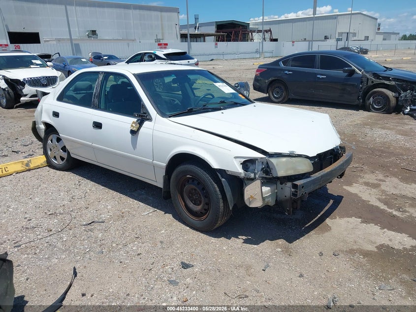 2000 TOYOTA CAMRY LE V6