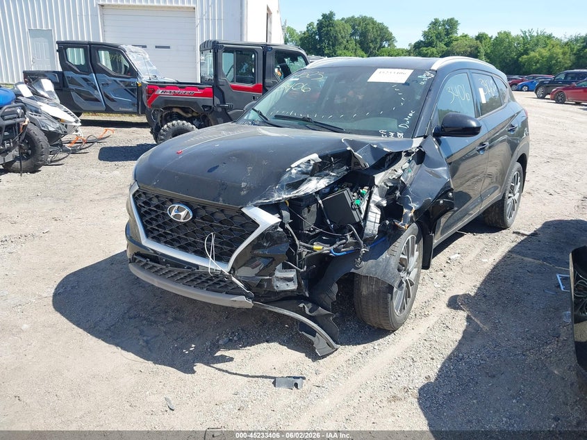 2020 HYUNDAI TUCSON auction photo 2