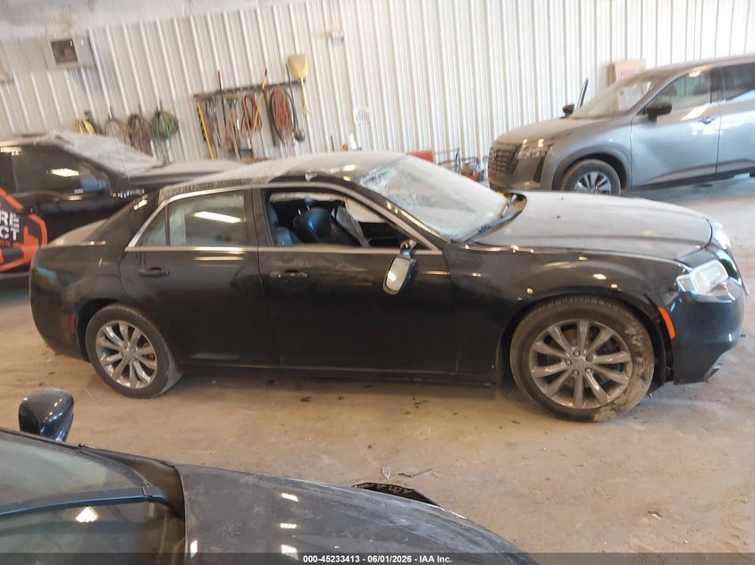 2017 Chrysler 300C Awd VIN: 2C3CCAKG3HH622169 Lot: 45233413