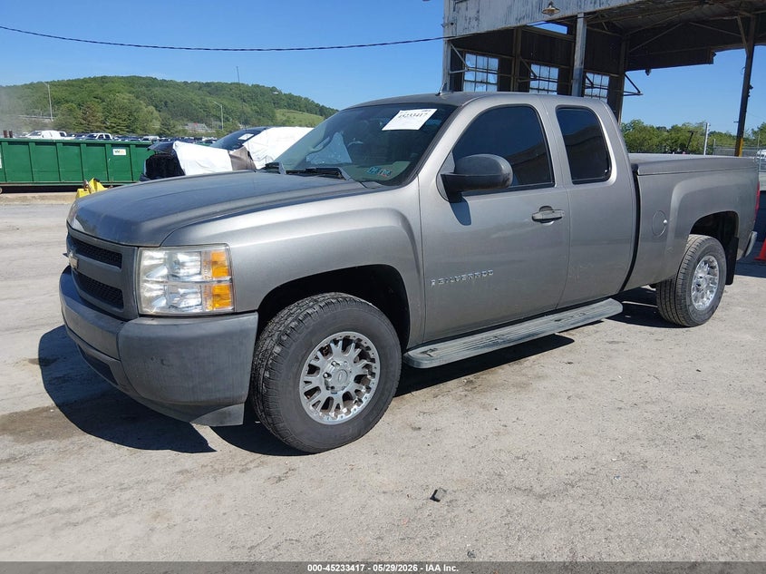 2007 Chevrolet Silverado 1500 Work Truck 1GCEC19XX7Z624686 photo 1