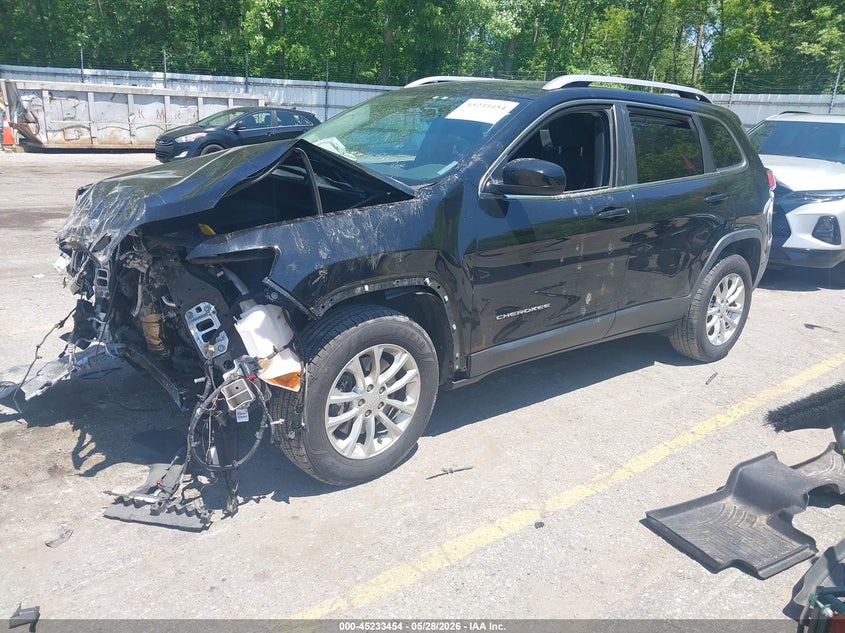 1C4PJMCX8KD219036 2019 Jeep Cherokee Latitude 4x4 photo 1