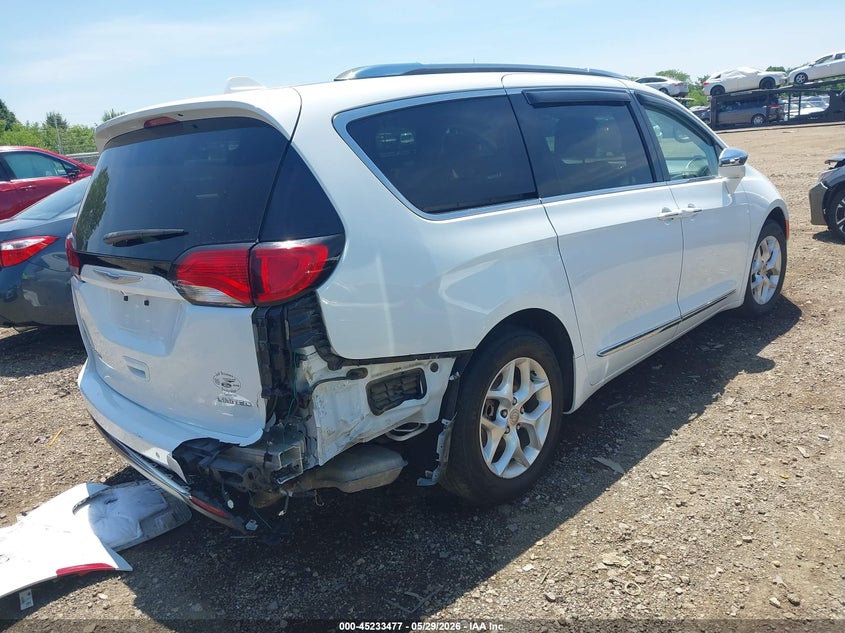 Vin: 2c4rc1gg7lr176061, lot: 45731268, chrysler pacifica limited 20204