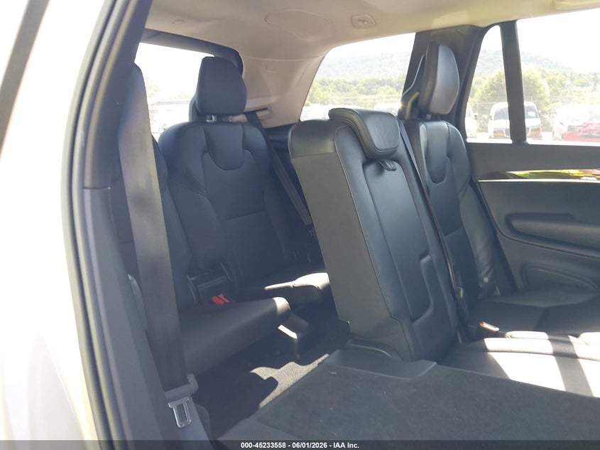 2016 Volvo Xc90 T6 Momentum VIN: YV4A22PK8G1024596 Lot: 45233558
