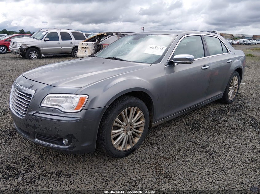 2011 CHRYSLER 300C auction photo 2