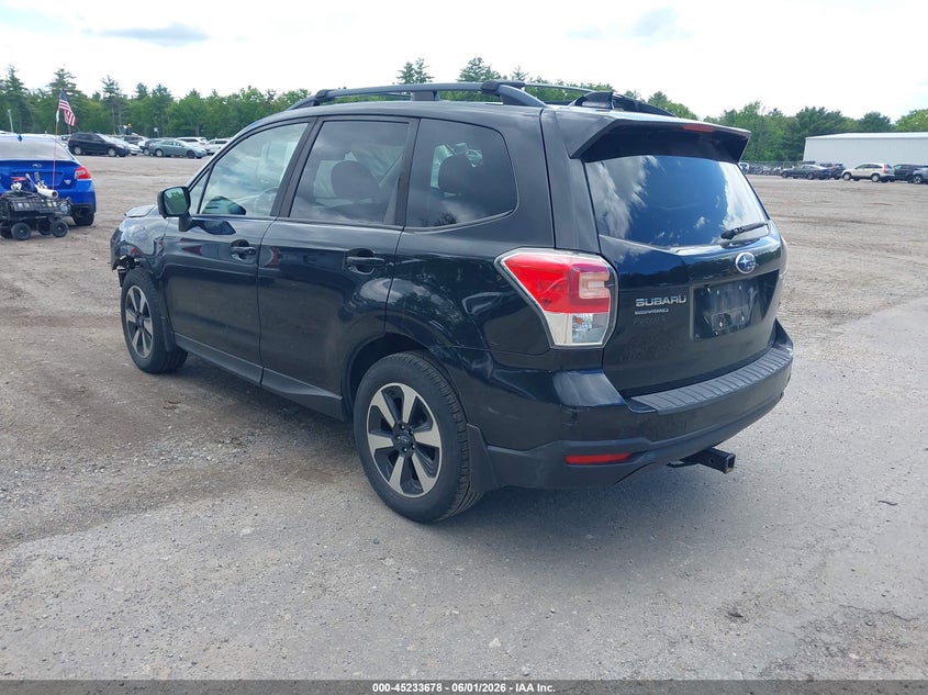 Vin: jf2sjaec3hh454613, lot: 45731469, subaru forester 2.5i premium 20173