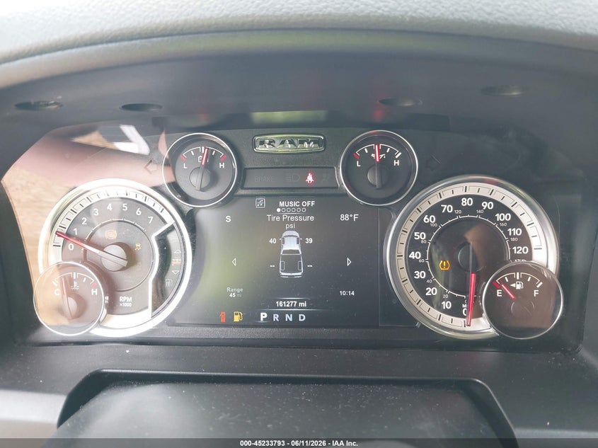 2018 RAM 1500 auction photo 7