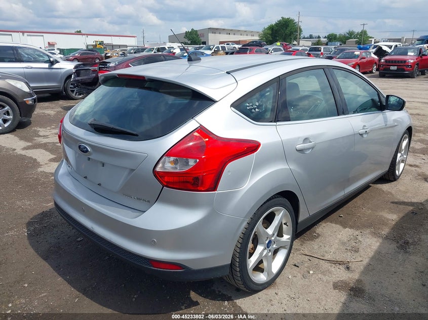 Vin: 1fahp3n22cl361958, lot: 45731593, ford focus titanium 20124