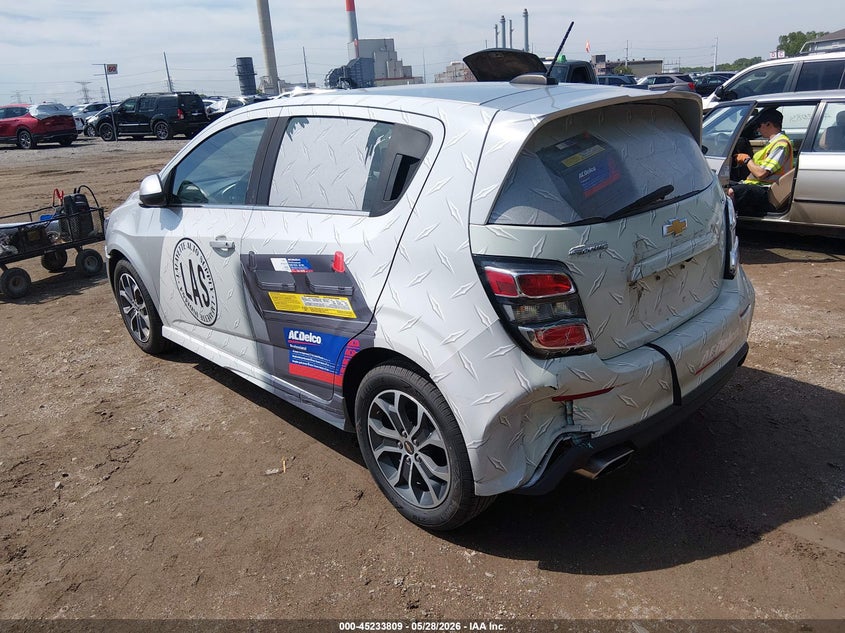 Vin: 1g1jd6sh4h4136255, lot: 45731600, chevrolet sonic lt auto 20173