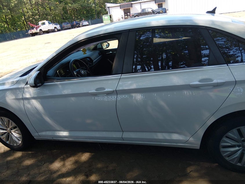 2020 Volkswagen Jetta 1.4T R-Line/1.4T S/1.4T Se VIN: 3VWC57BU8LM101860 Lot: 45233837