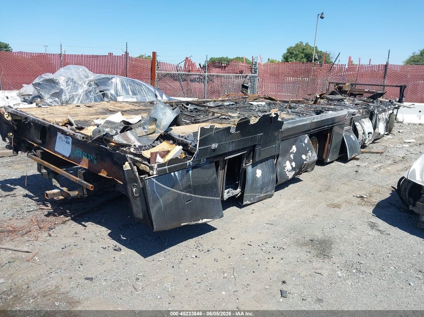 2006 WORKHORSE CUSTOM CHASSIS MOTORHOME CHASSIS auction photo 4