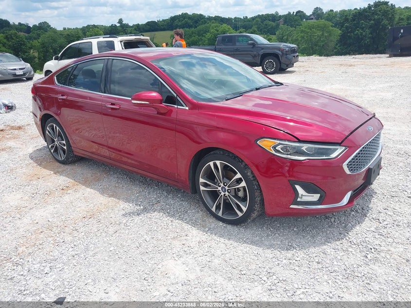 Vin: 3fa6p0d94kr153116, lot: 45731660, ford fusion titanium 2019 img_1