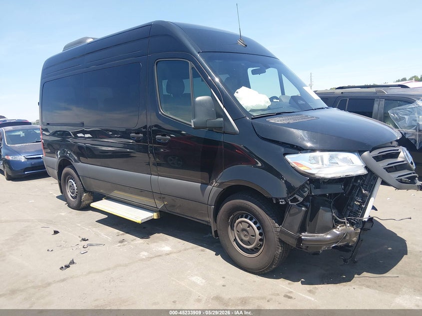 2025 MERCEDES-BENZ SPRINTER 2500 STANDARD ROOF 4-CYL DIESEL HO — Photo gallery