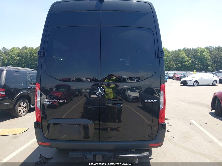 2025 MERCEDES-BENZ SPRINTER 2500 STANDARD ROOF 4-CYL DIESEL HO — Photo 17